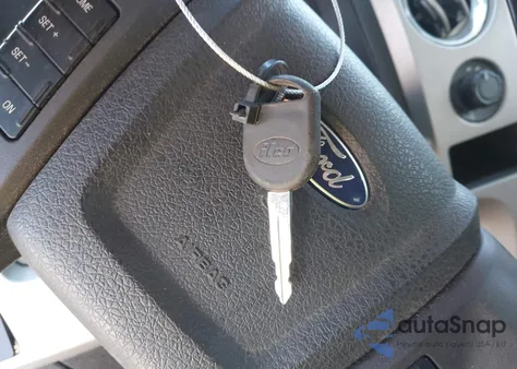 2010 Ford F-150 Fx4/Lariat/Xl/Xlt z USA, uszkodzony, nr VIN 1FTFX1EV9AFB87365